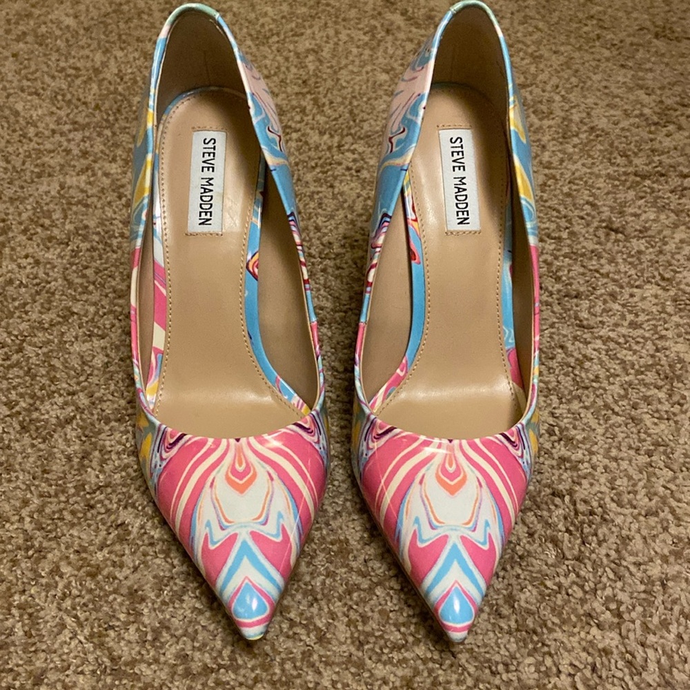 Steve Madden Multi-Colored Heels, Women’s size 10